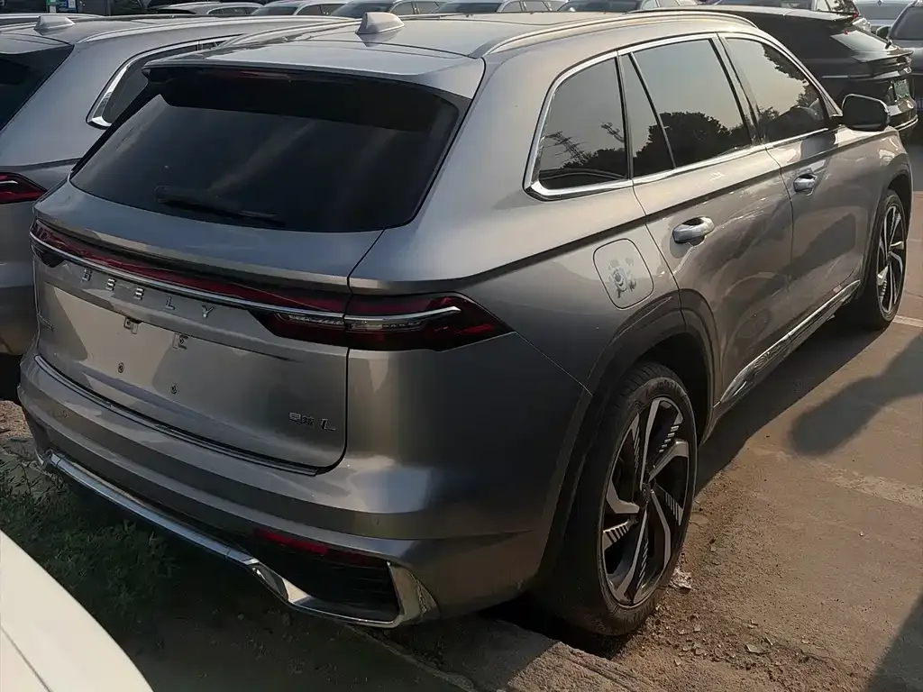 Geely Xingyue L — фото 3