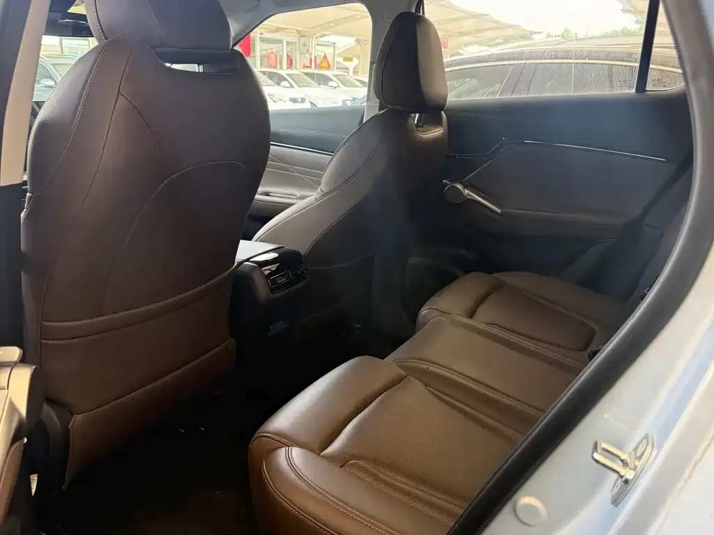 GAC Motor Trumpchi GS4 — фото 2