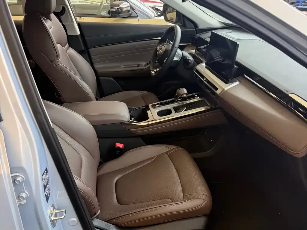 GAC Motor Trumpchi GS4 — фото 8