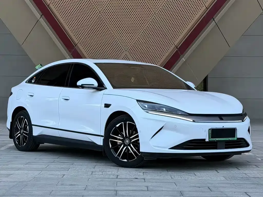 BYD Qin L — фото 7