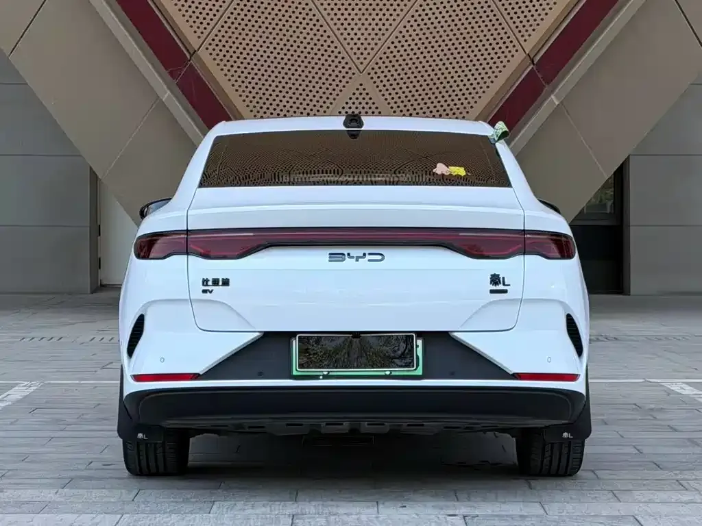 BYD Qin L — фото 2