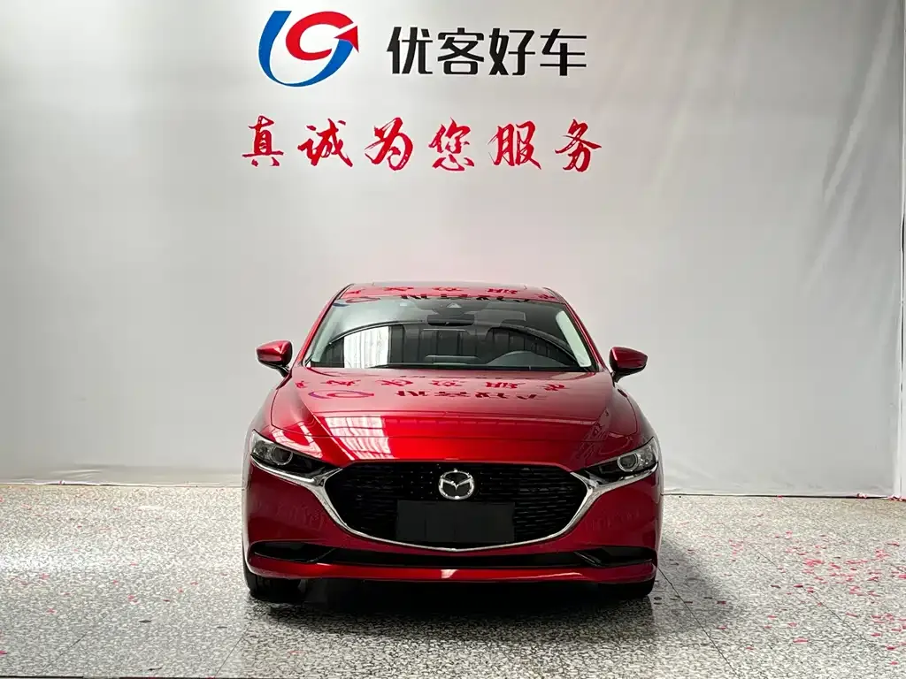 Mazda 3 Axela 2023 из CN, фото 4