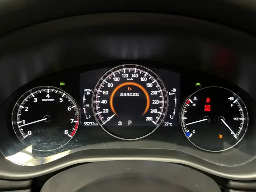 Mazda 3 Axela 2023 из CN, фото 8