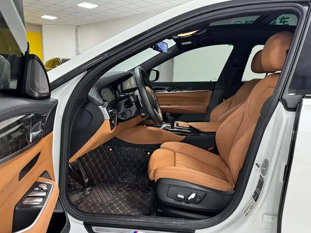 BMW 6 Series GT 2024 из CN, фото 7