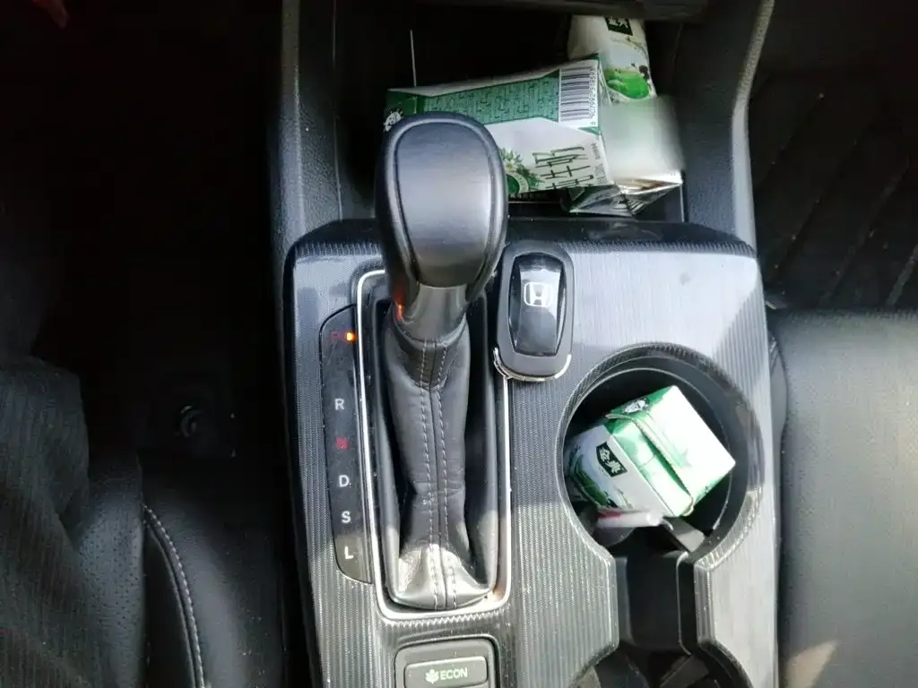 Honda Civic — фото 8