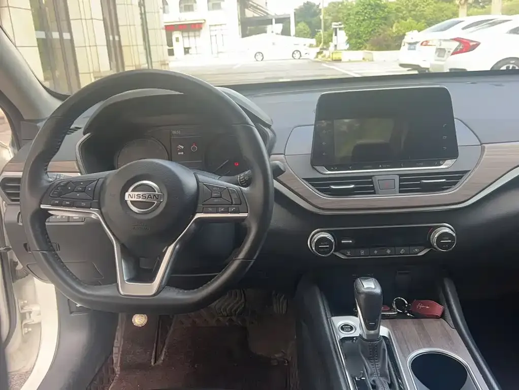 Nissan Teana — фото 2