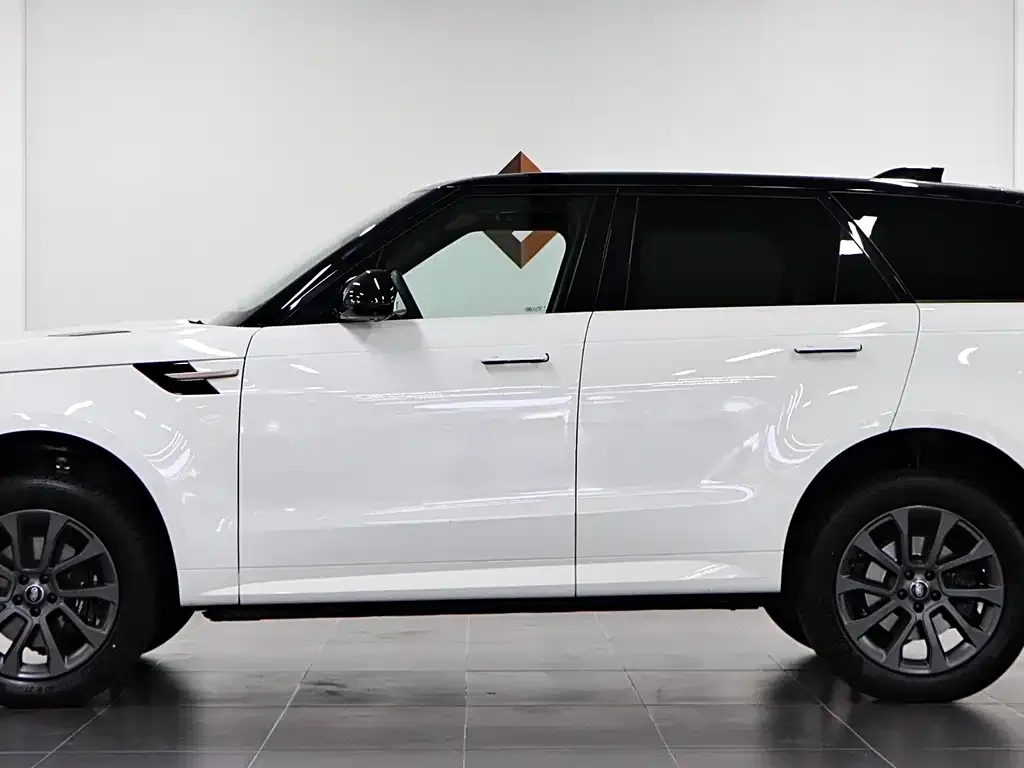 Land Rover Sport — фото 2