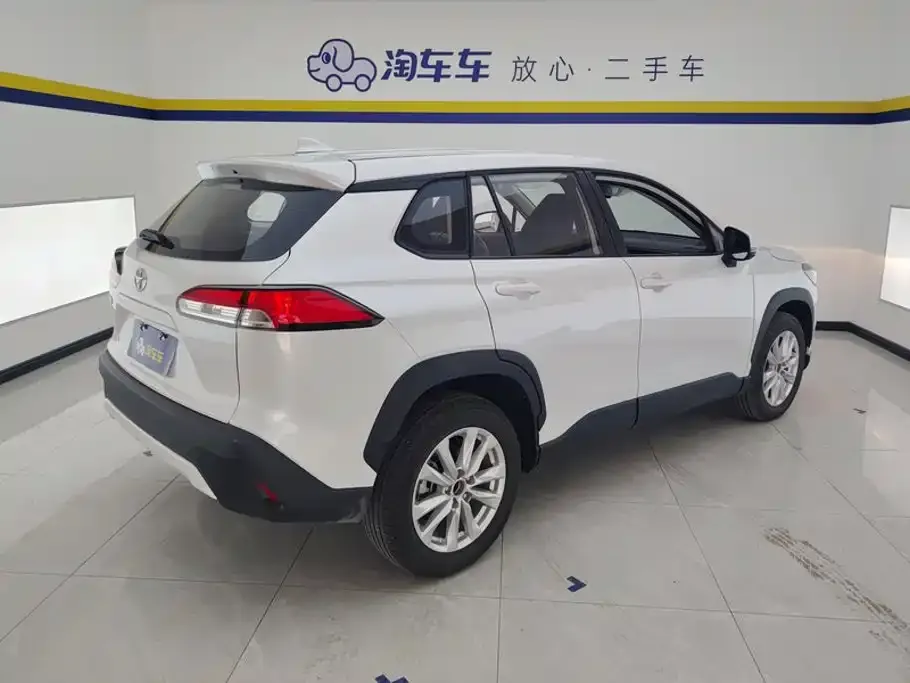 Toyota Corolla Cross — фото 4
