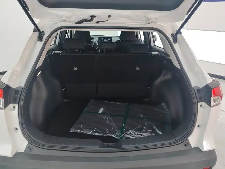 Toyota Corolla Cross — фото 3