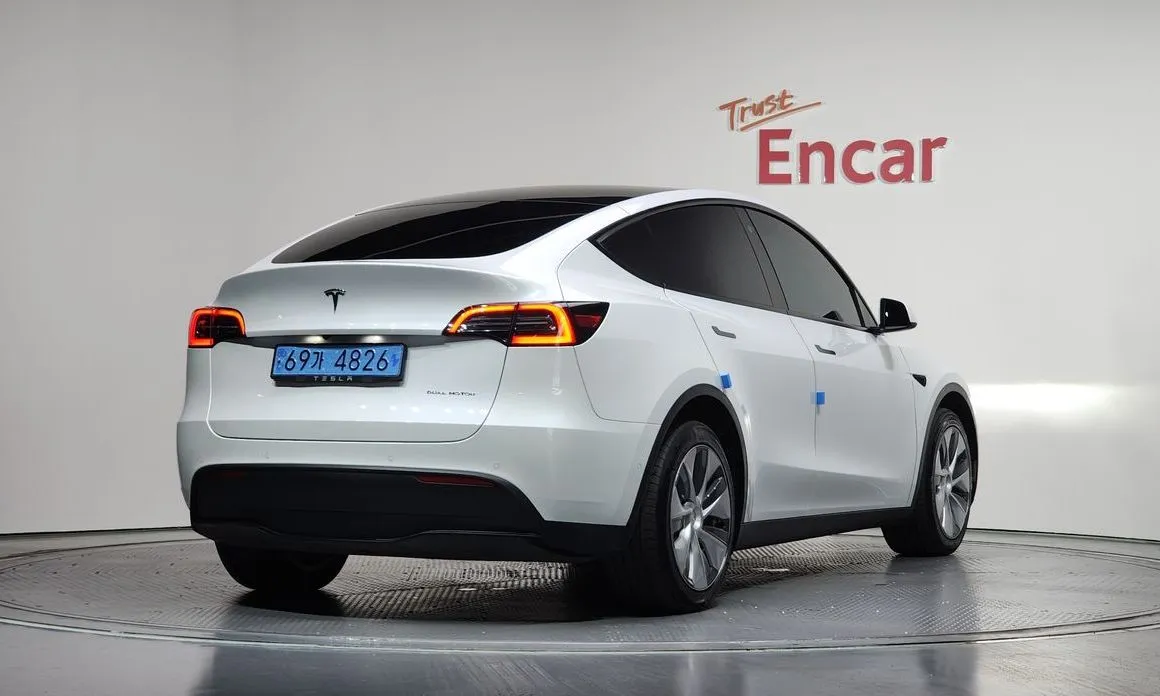 Tesla Model Y — фото 5