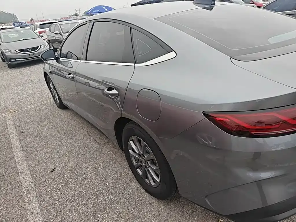 BYD Qin L — фото 6