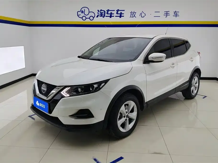 Nissan Qashqai — фото 1