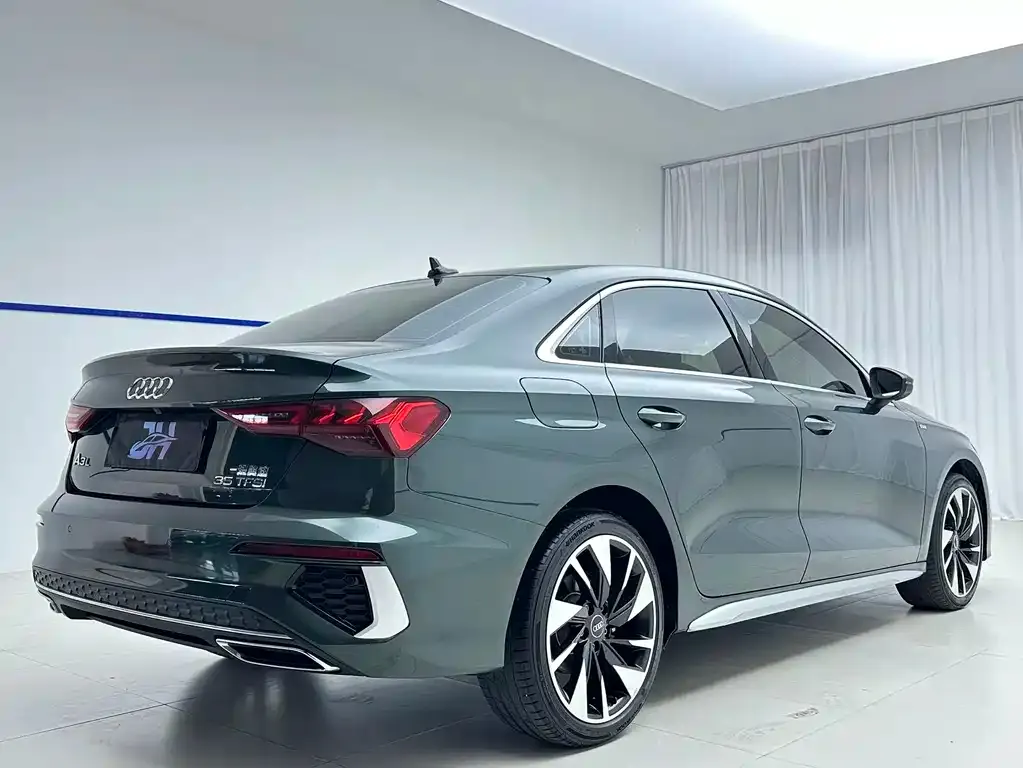 Audi A3 — фото 3