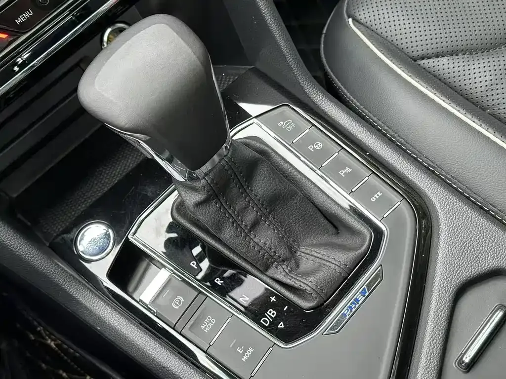 Volkswagen 途观L插电混动 — фото 7