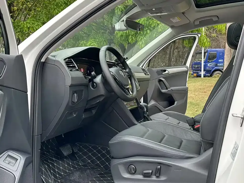 Volkswagen 途观L插电混动 — фото 2