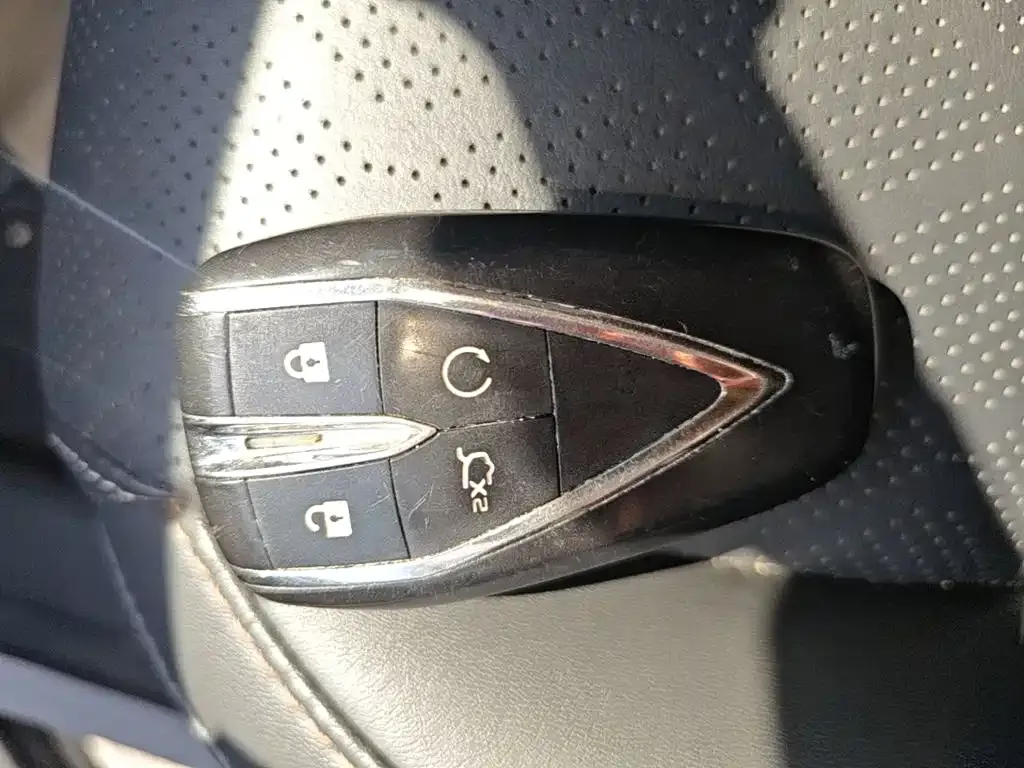 Changan UNI-K 2023 из CN, фото 3