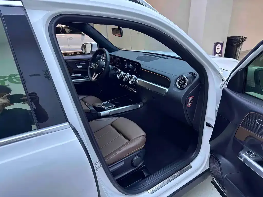 Mercedes-Benz GLB 2021 из CN, фото 10