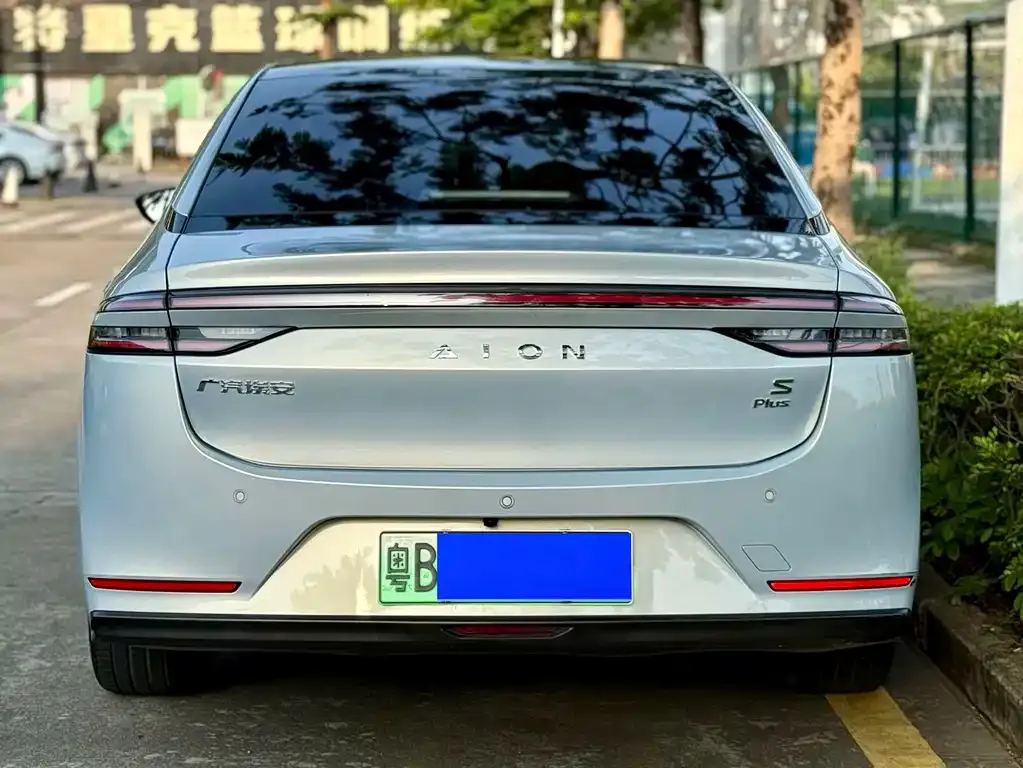 Aion S Plus — фото 2