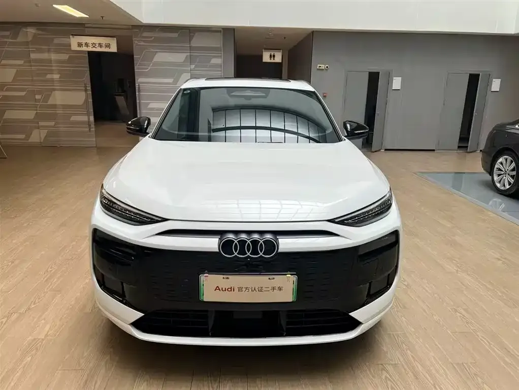 Audi Q6L e-tron — фото 4