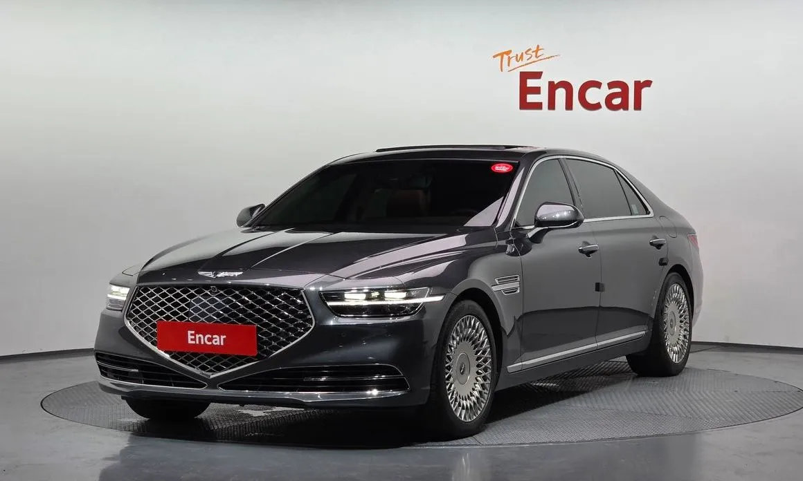 Genesis G90