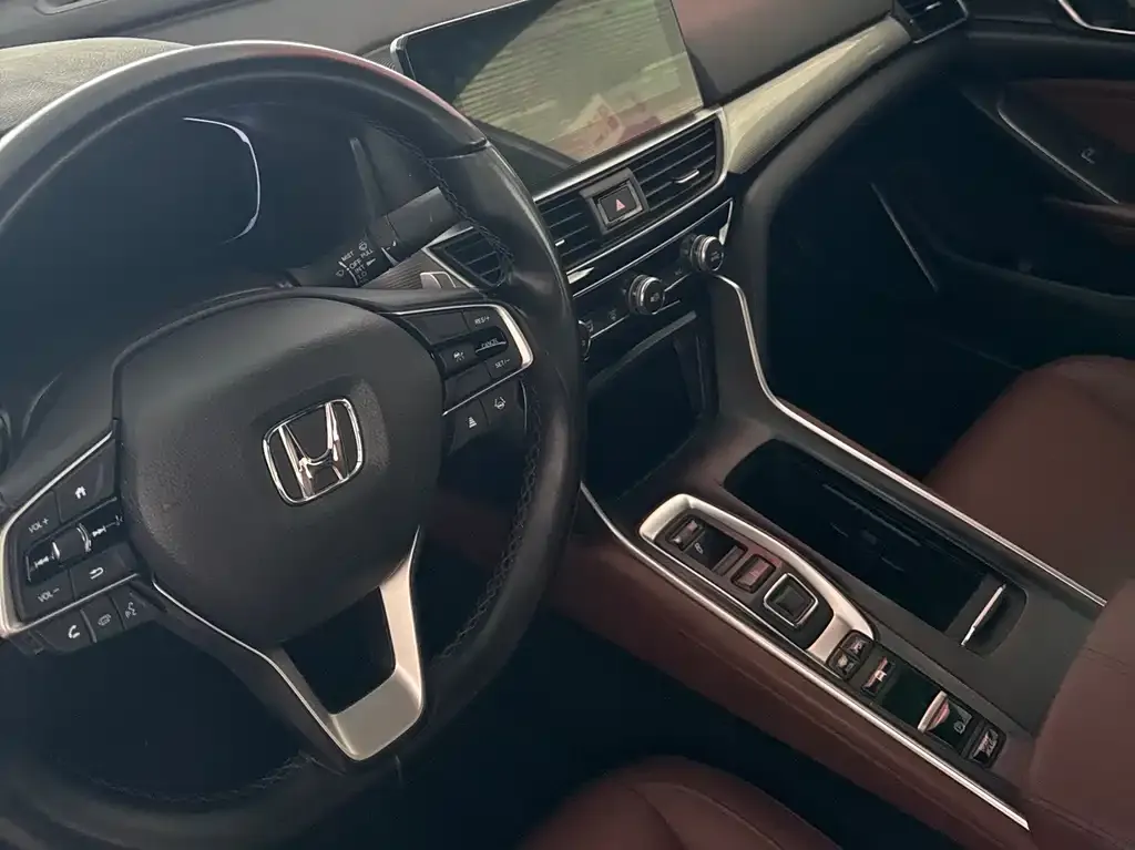 Honda Inspire — фото 8