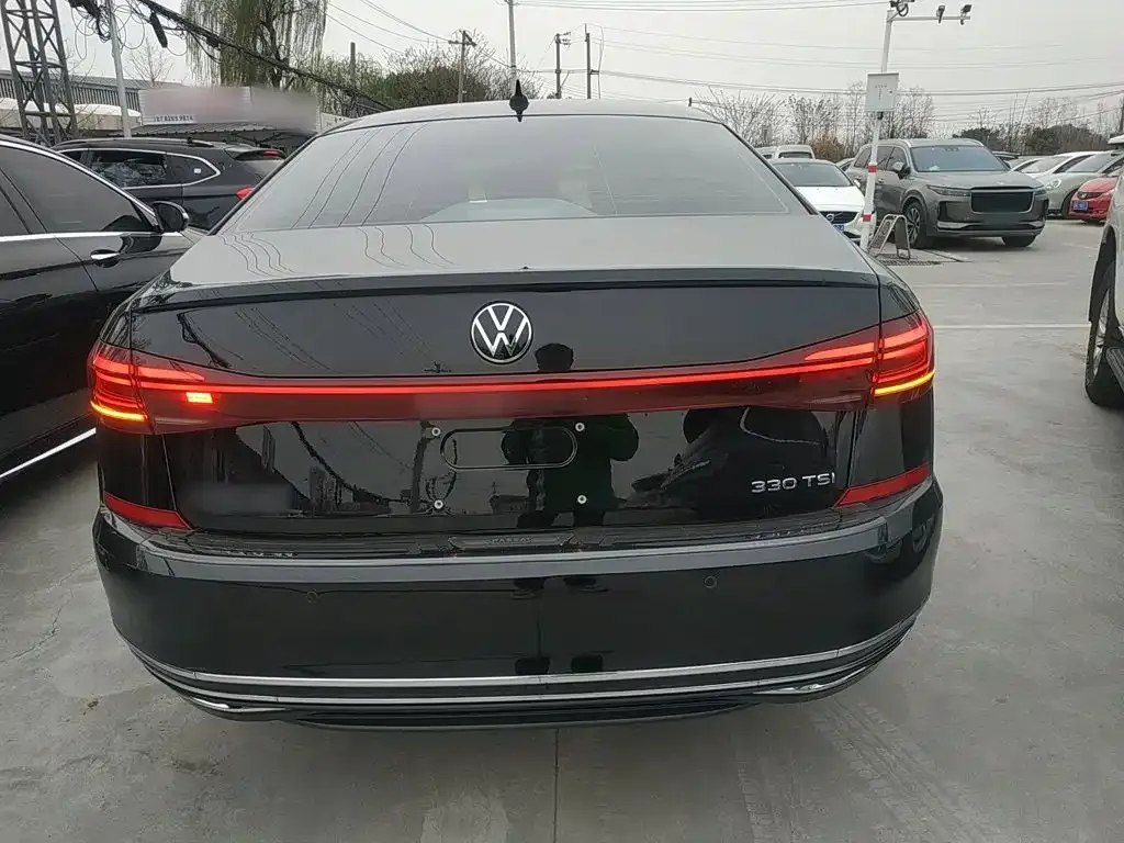 Volkswagen Passat — фото 5