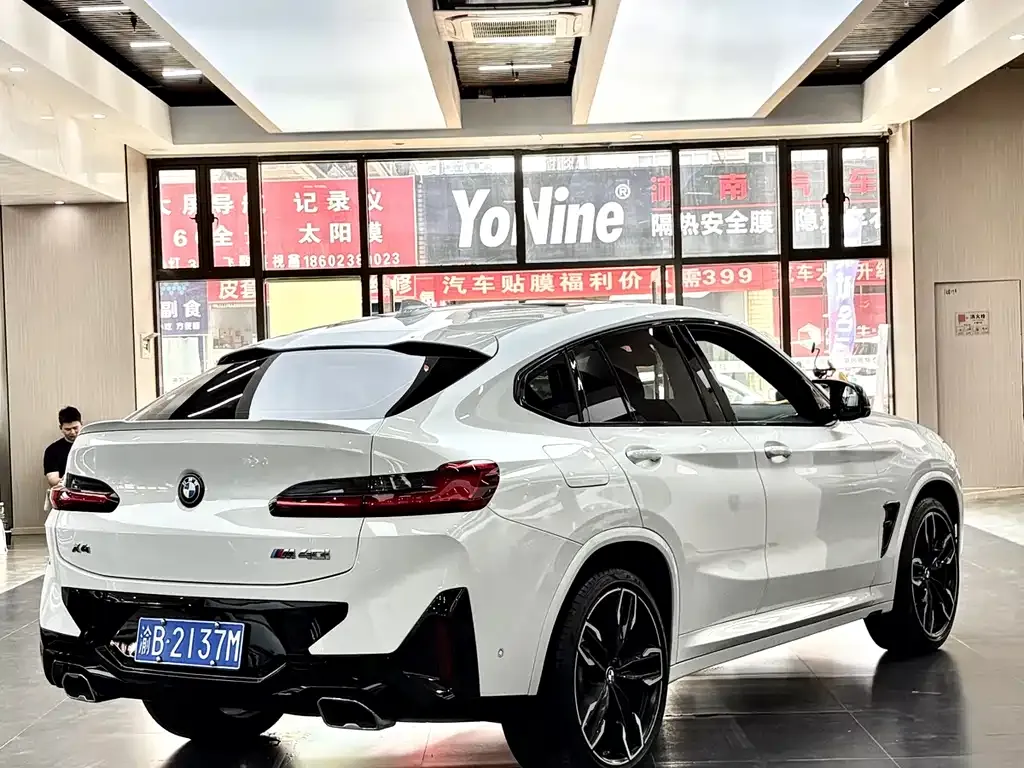 BMW X4 M40i — фото 4