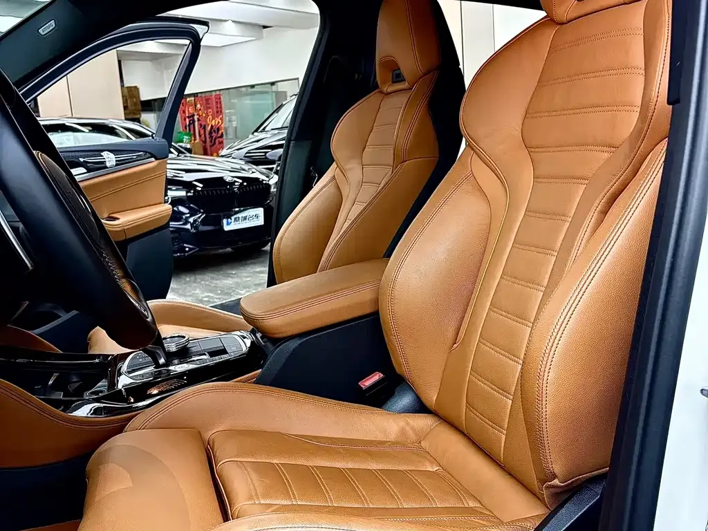 BMW X4 M40i — фото 6