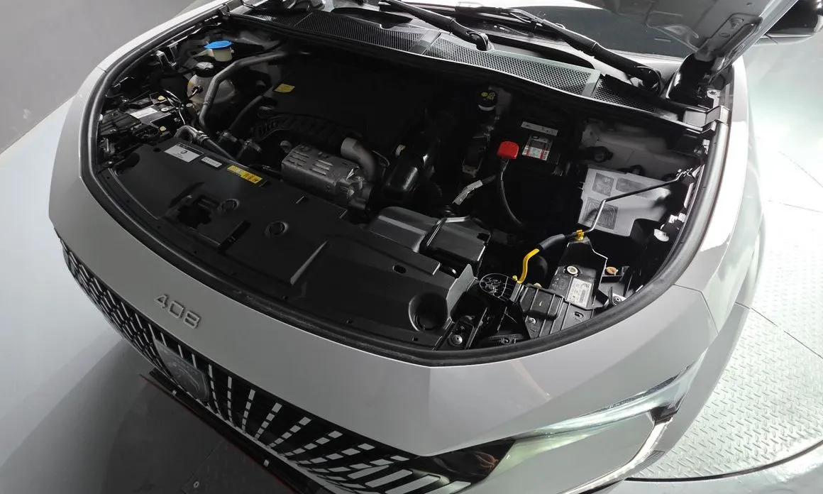 Peugeot 408 2024 из KR, фото 6