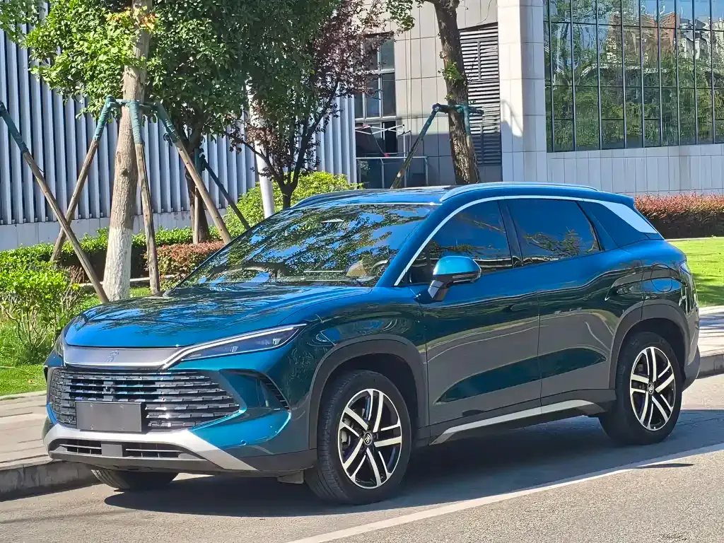 BYD L DM-i