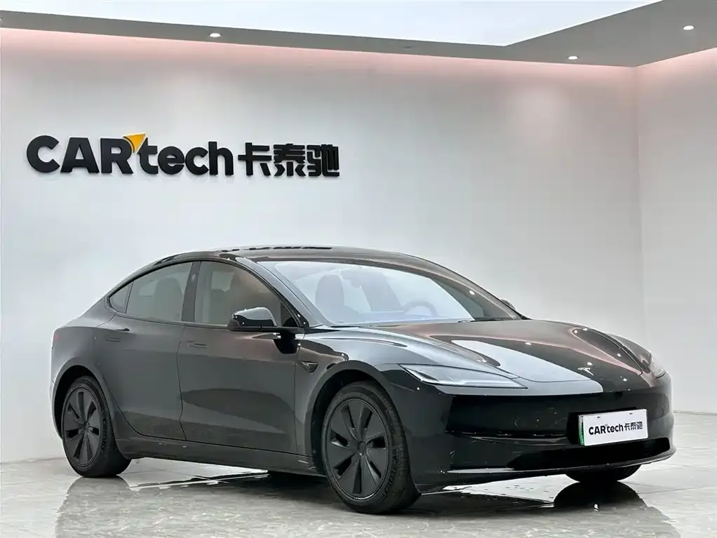 Tesla Model 3 — фото 3