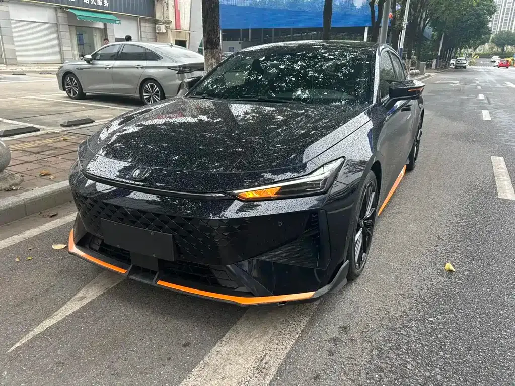 Changan UNI-V