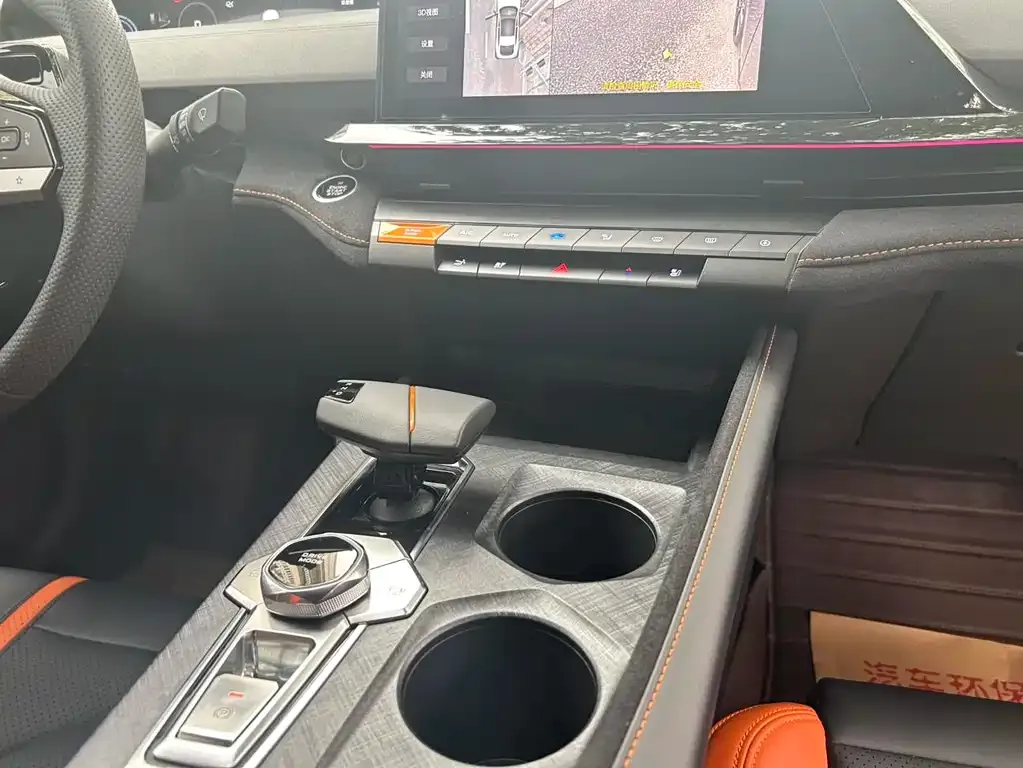 Changan UNI-V 2024 из CN, фото 2