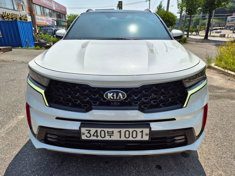Kia Sorento — фото 1
