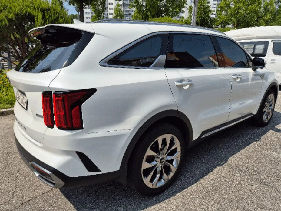 Kia Sorento — фото 3