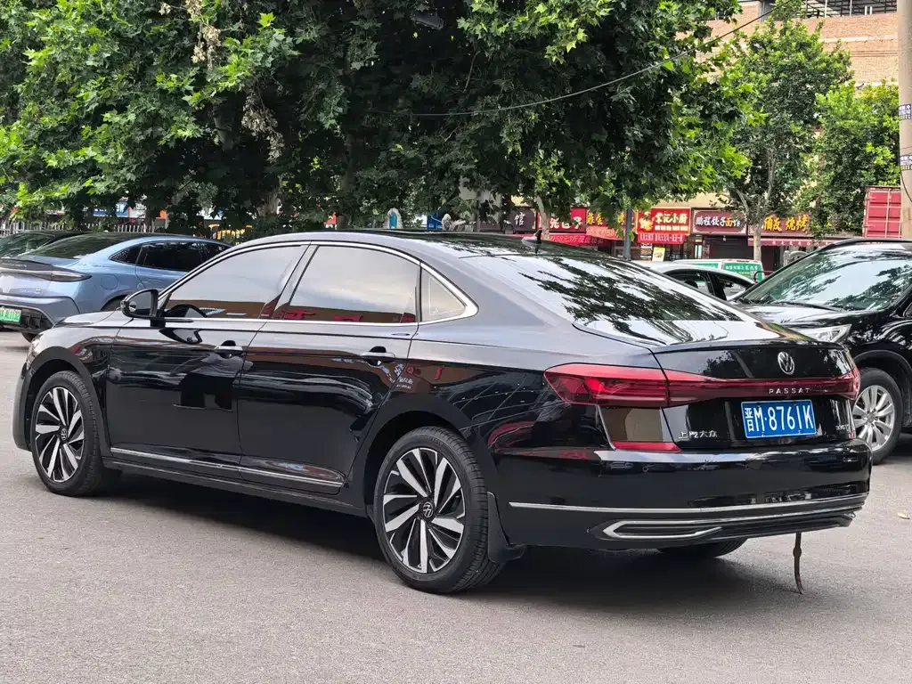Volkswagen Passat — фото 3