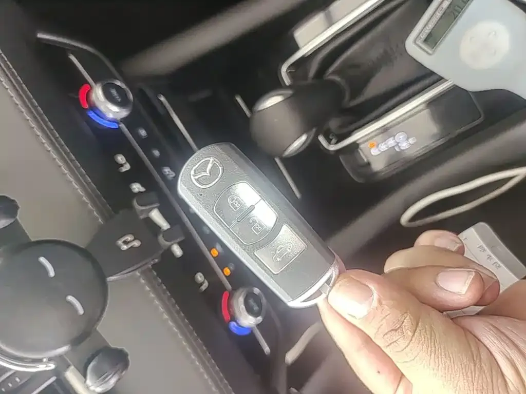 Mazda Atenza — фото 2