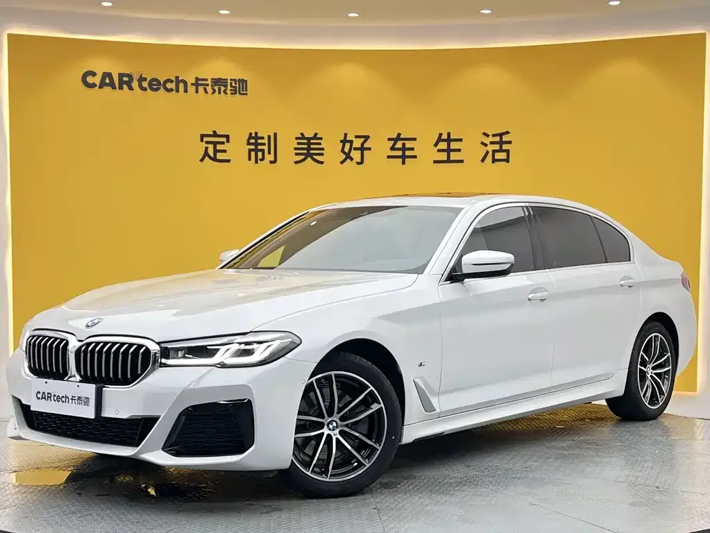 BMW 5 Series — фото 1