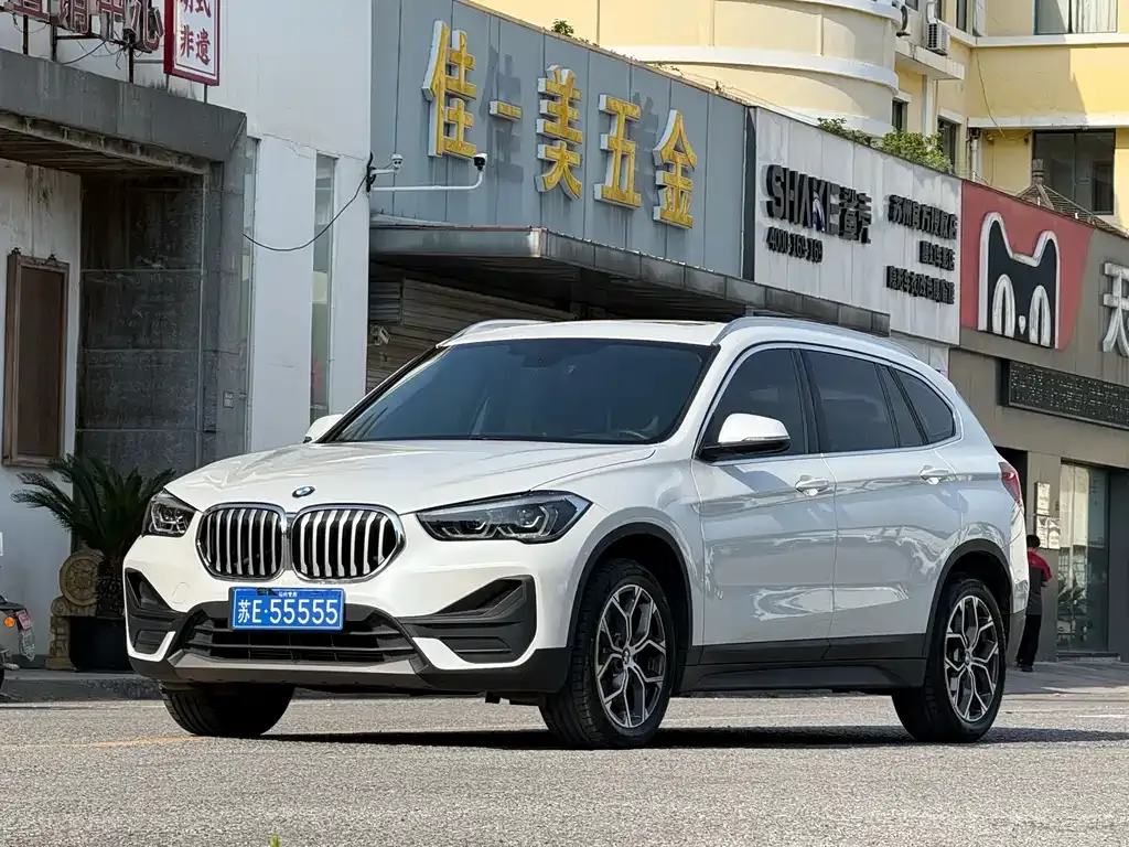 BMW X1 — фото 7