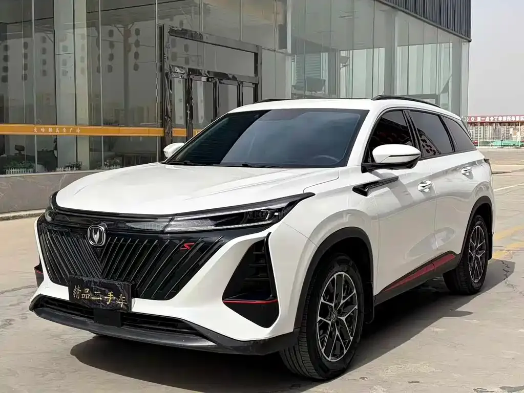 Changan CS75PLUS — фото 1