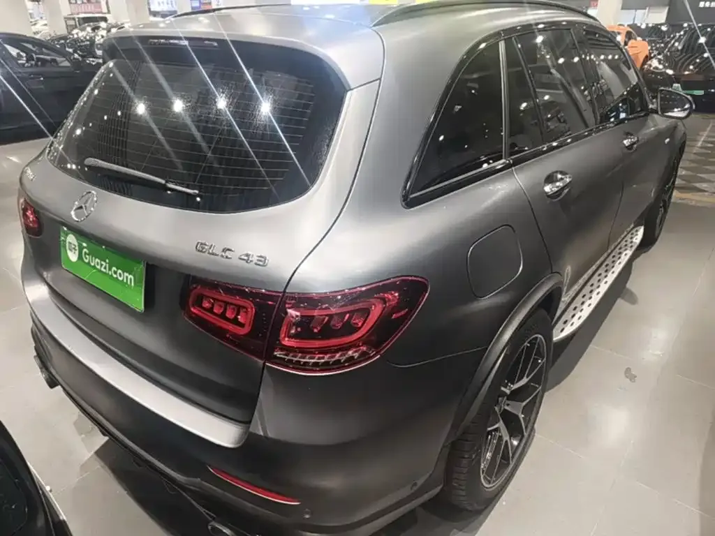 Mercedes-Benz GLC AMG — фото 9