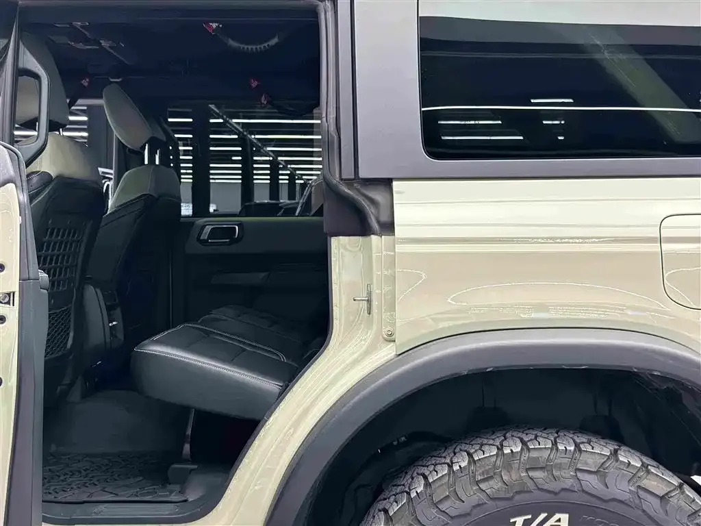 Ford Bronco 2024 из CN, фото 9