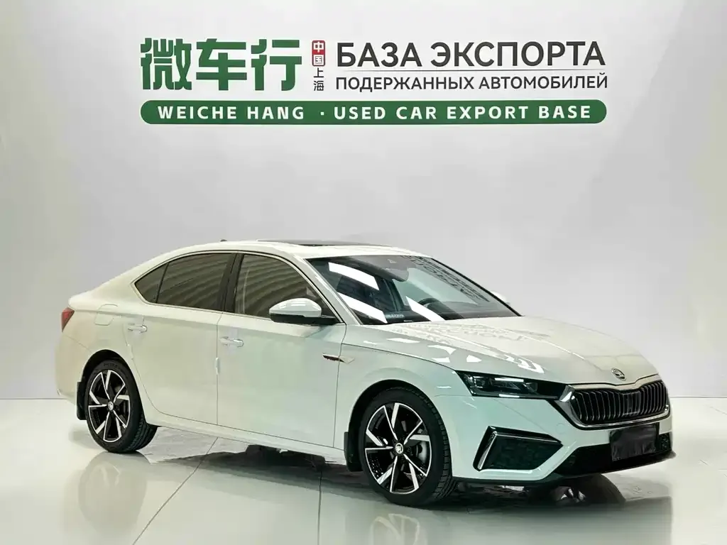 Skoda Octavia — фото 9