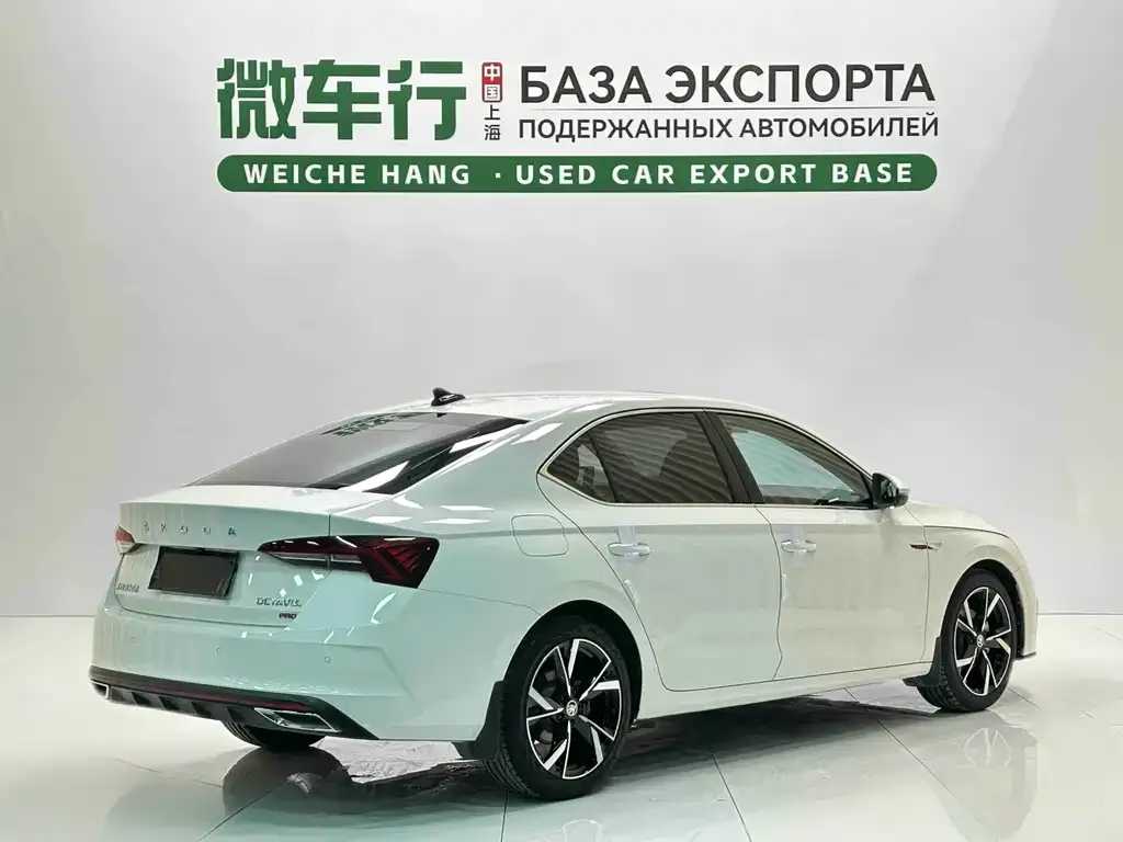 Skoda Octavia — фото 4