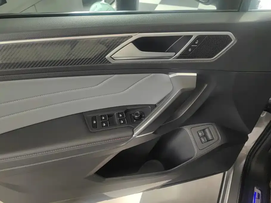 Volkswagen 途观L插电混动 — фото 6