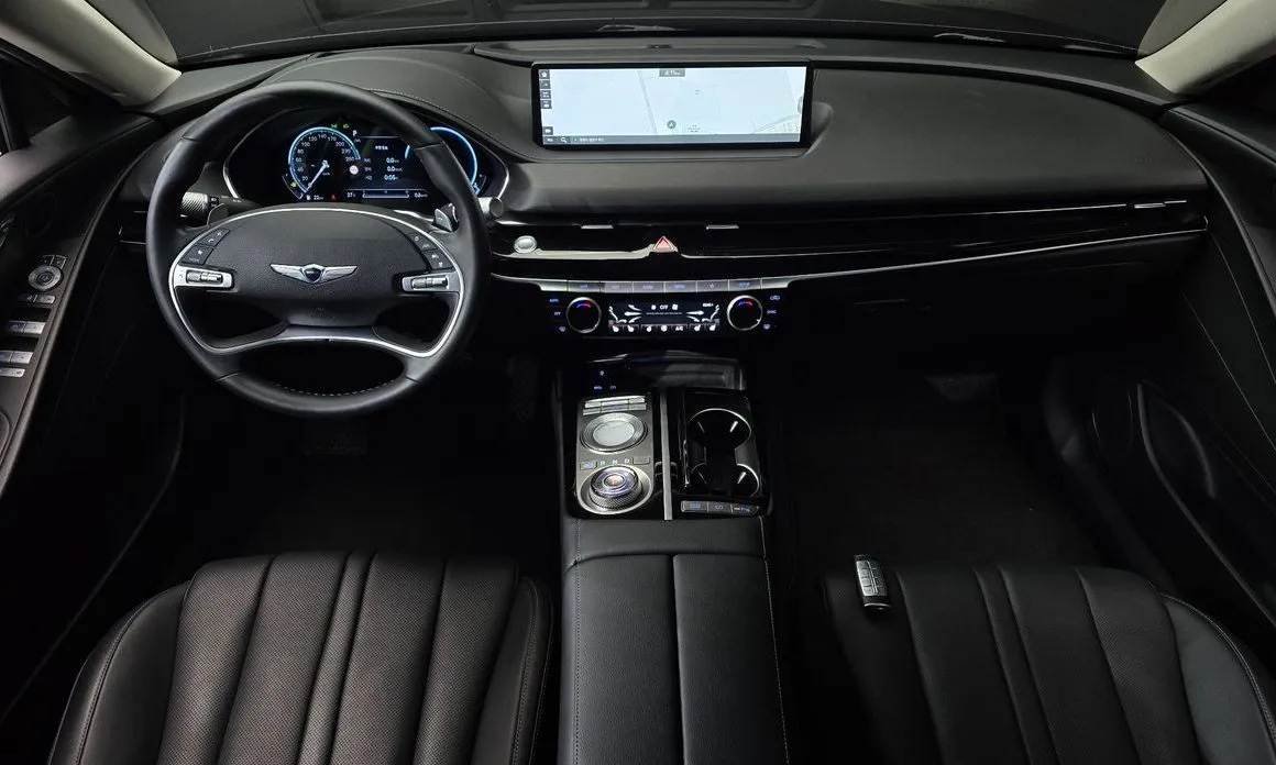 Genesis G80 — фото 10