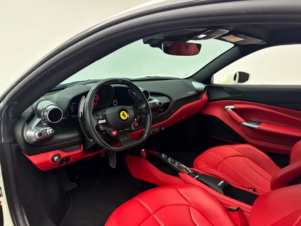 Ferrari F8 — фото 8