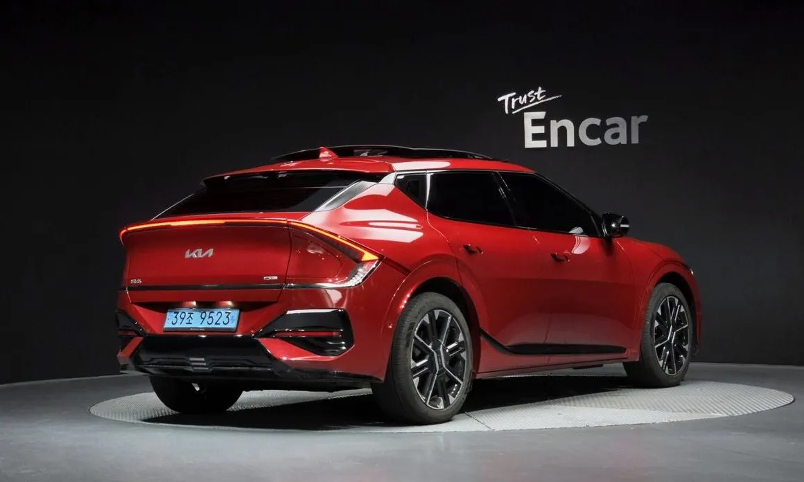 Kia EV6 — фото 3