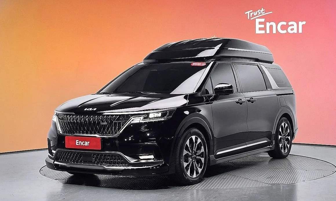 Kia Carnival — фото 1