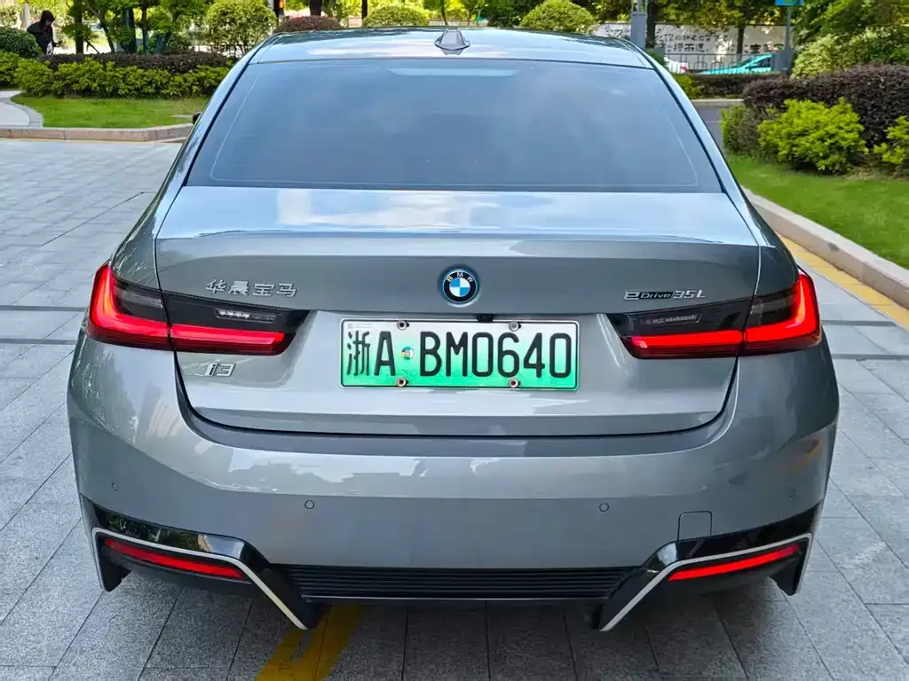 BMW i3 — фото 10